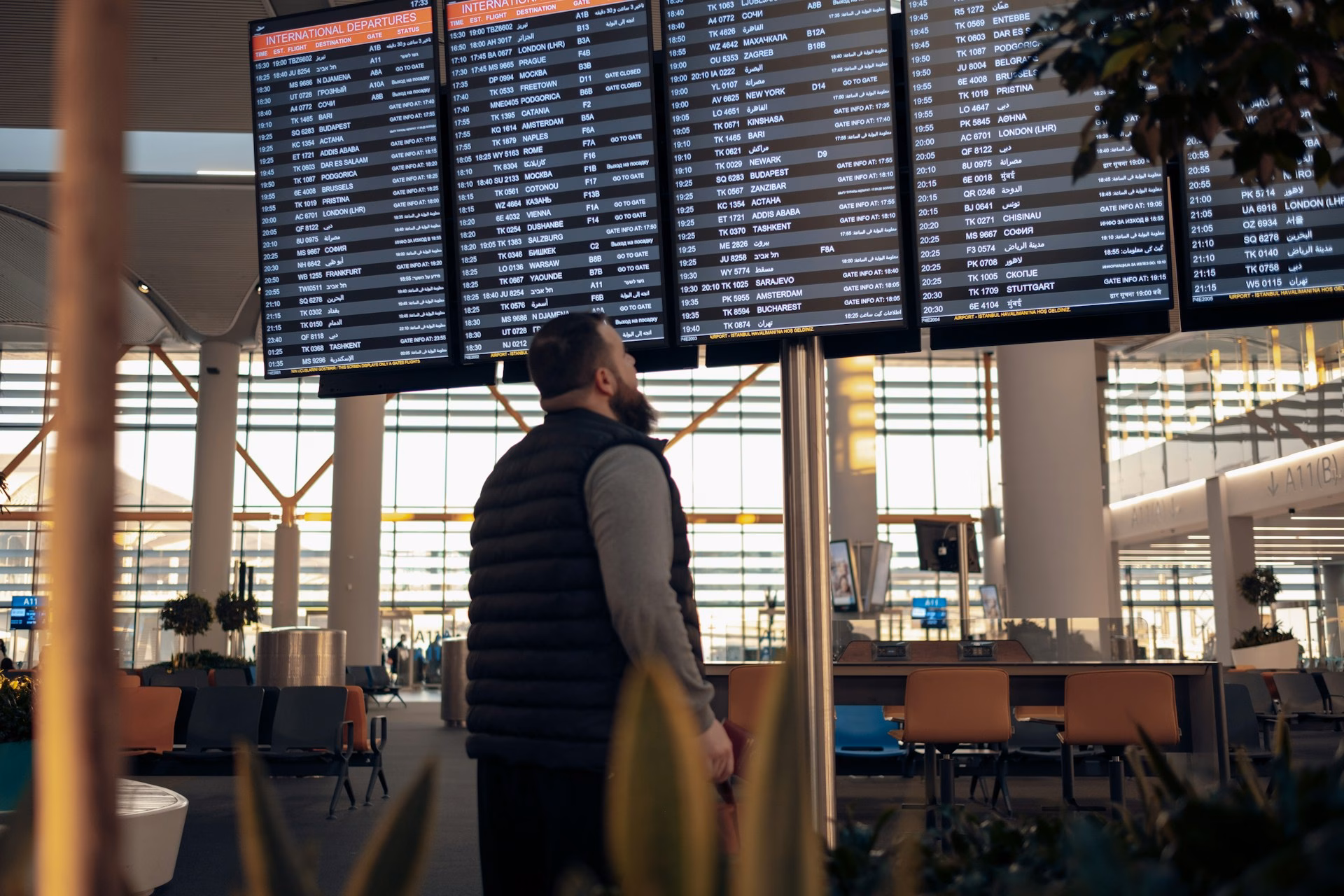 The Real Reason Airport Screens Lag or Glitch Midday