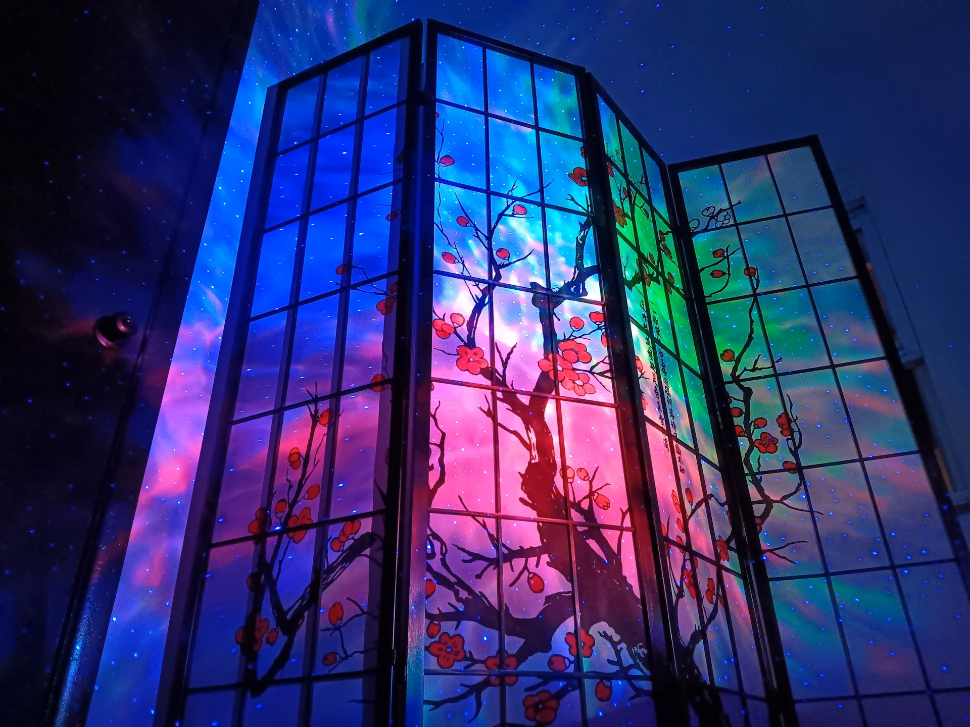 Do Curved LED Video Walls Work in Tight Spaces